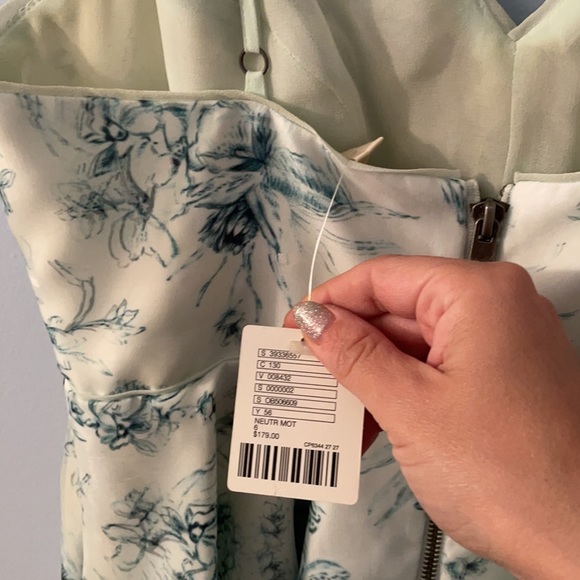 Mini dress - Picture 5 of 5